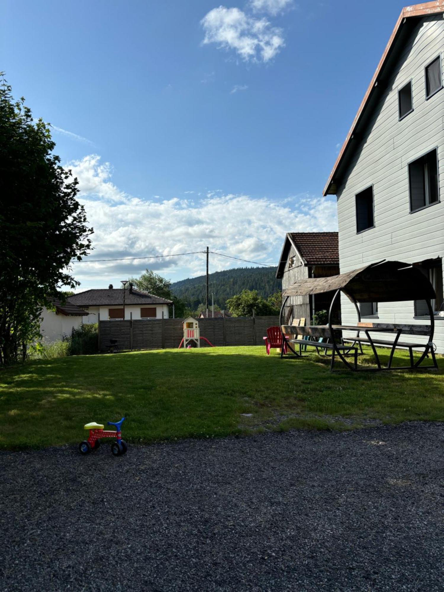 Appartement Cosy Avec Jardin Et Barbecue Gerardmer Exterior photo